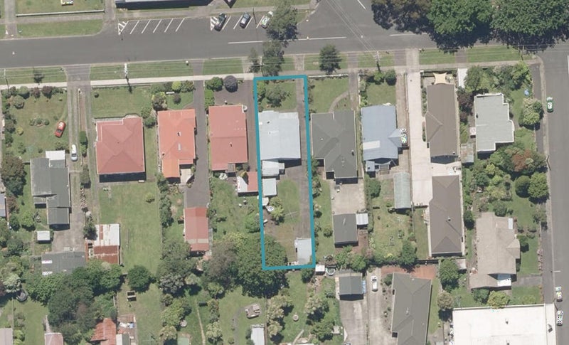 44 Boydfield Street, Whanganui East, Whanganui - Carousel 1