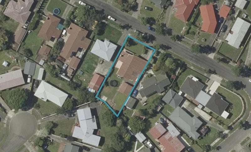 24 Abraham Crescent, Milson, Palmerston North - Carousel 1
