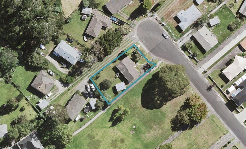 48 Coburg Street, Henderson, Auckland - Carousel 1