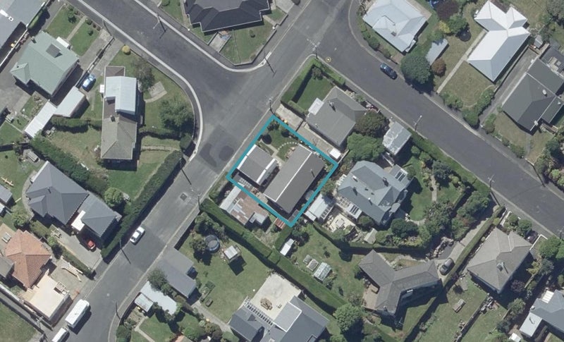 10A Mount Street, Wakari, Dunedin - Carousel 1