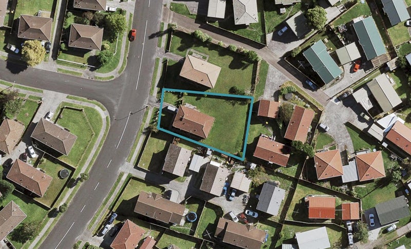 33 Maplesden Drive, Clendon Park, Auckland - Carousel 1