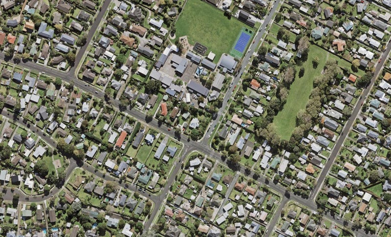 19C House Avenue, Māngere Bridge, Auckland - Carousel 1