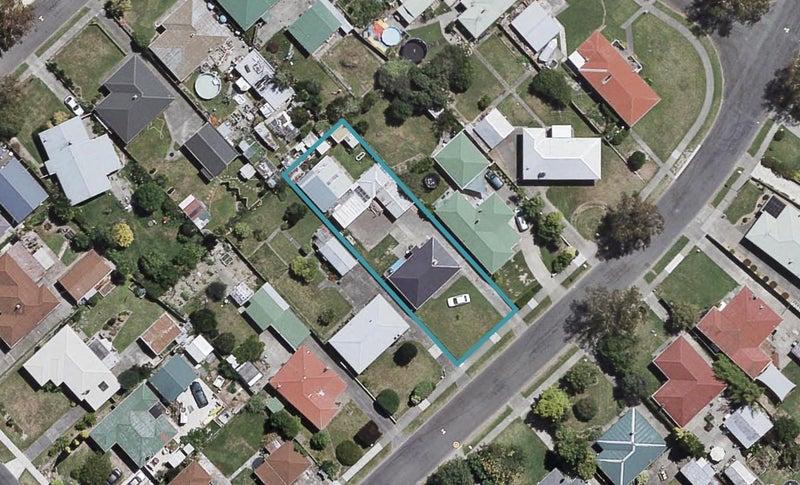 21 Bright Crescent, Maraenui, Napier - Carousel 1