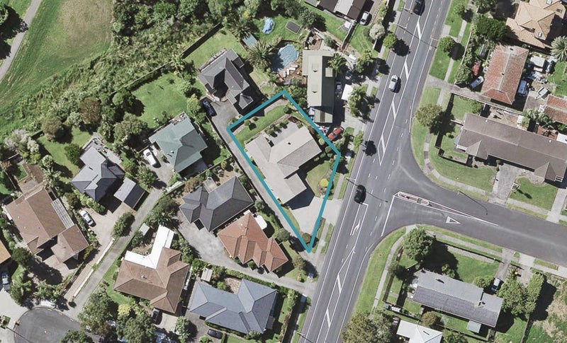 93 Botany Road, Botany Downs, Auckland - Carousel 1