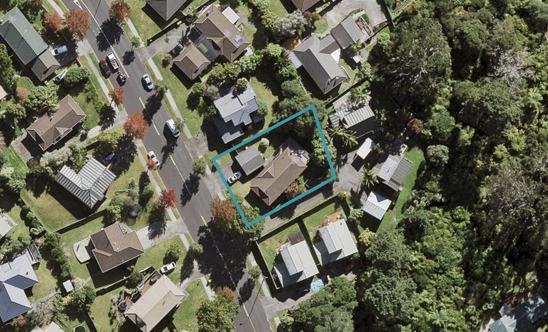91 Unsworth Drive, Unsworth Heights, Auckland - Carousel 1