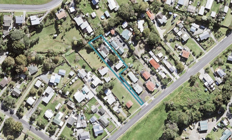 25 Orere Point Road, Ōrere Point - Carousel 1