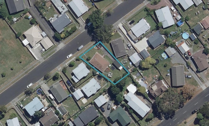 15 Derby Street, Nawton, Hamilton - Carousel 1