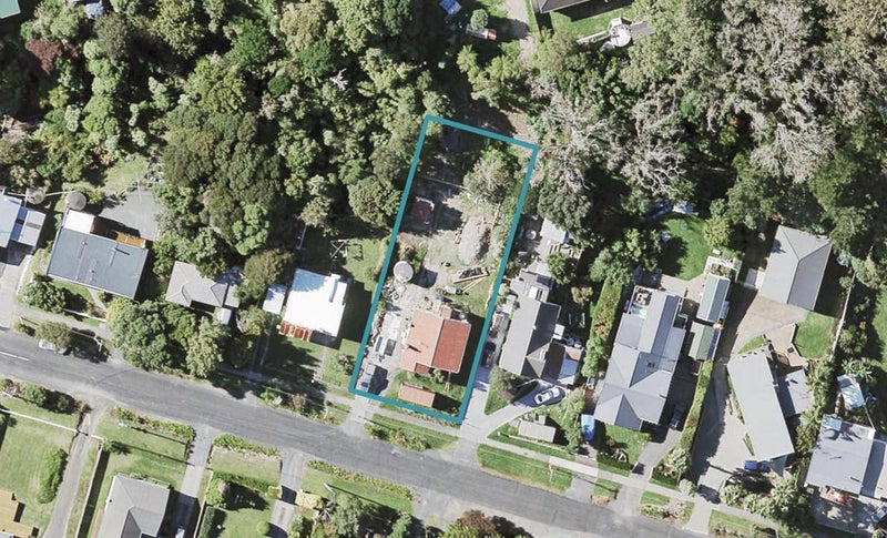 10 Beachlands Road, Beachlands, Auckland - Carousel 1