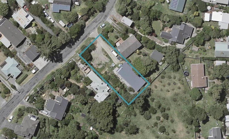 23 Forest Road, Raumati South, Paraparaumu - Carousel 1