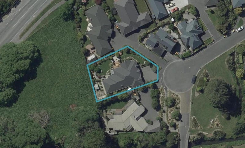 14 Brookford Place, Westmorland, Christchurch - Carousel 1