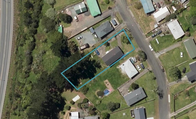 42 Charles Street, Kamo, Whangarei - Carousel 1