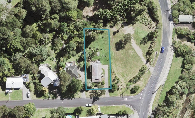 3 Fawcett Road, Laingholm, Auckland - Carousel 1