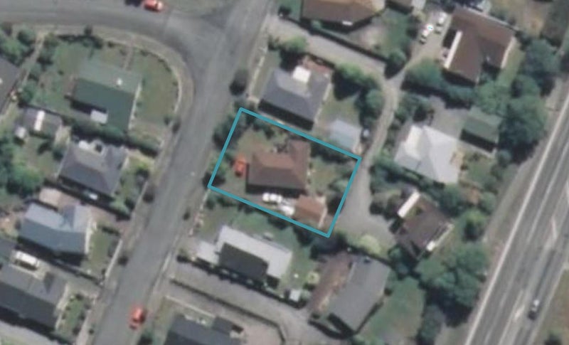 15 Cook Street, Oceanview, Timaru - Carousel 1
