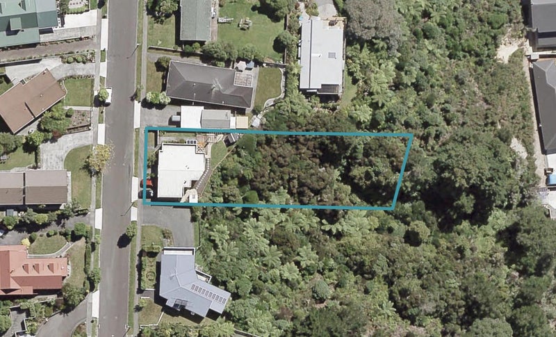 23 Seymour Grove, Kingsley Heights, Upper Hutt - Carousel 1