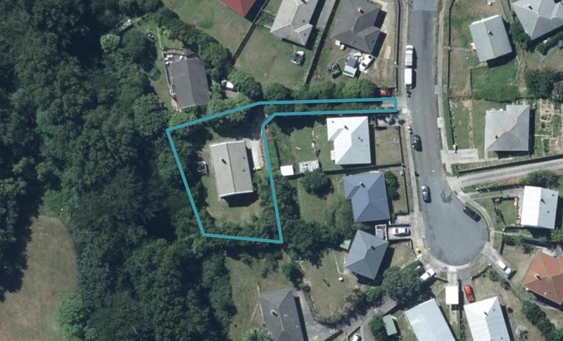 6 Komata Grove, Waitangirua, Porirua - Carousel 1