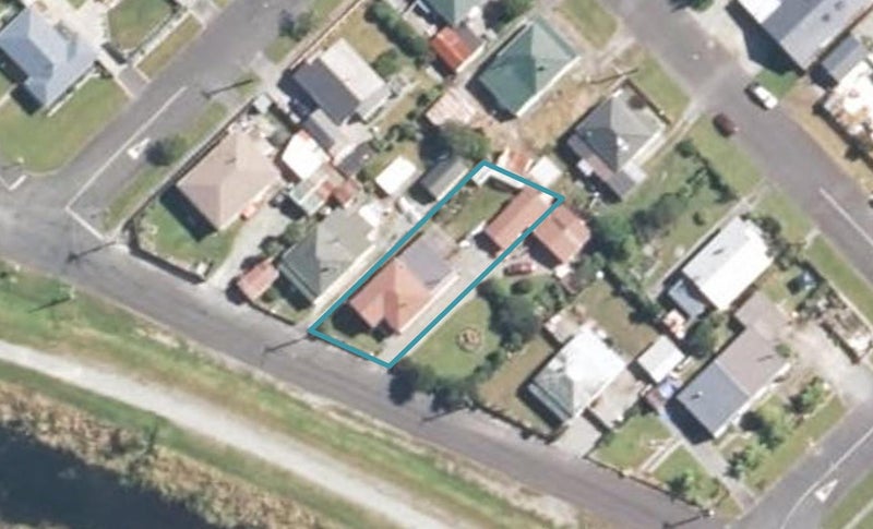 35 Nelson Quay, Cobden, Greymouth - Carousel 1