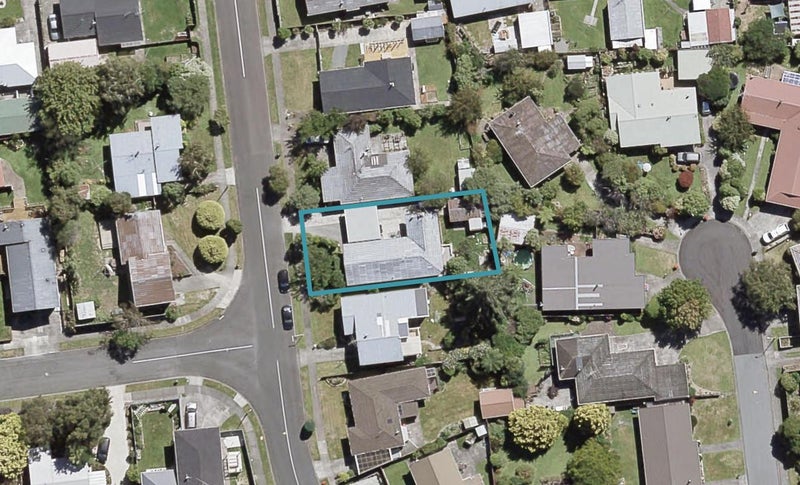 7 Brightwater Crescent, Totara Park, Upper Hutt - Carousel 1
