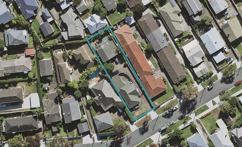 10 Amaru Road, One Tree Hill, Auckland - Carousel 1