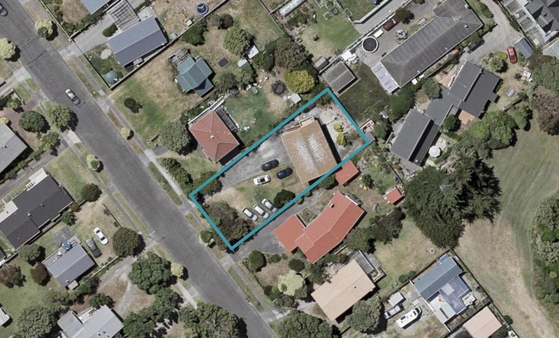 13 Eruini Street, Waikanae Beach, Waikanae - Carousel 1