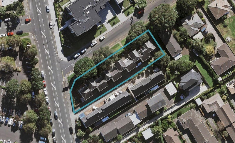 2/710 Manukau Road, Royal Oak, Auckland - Carousel 1