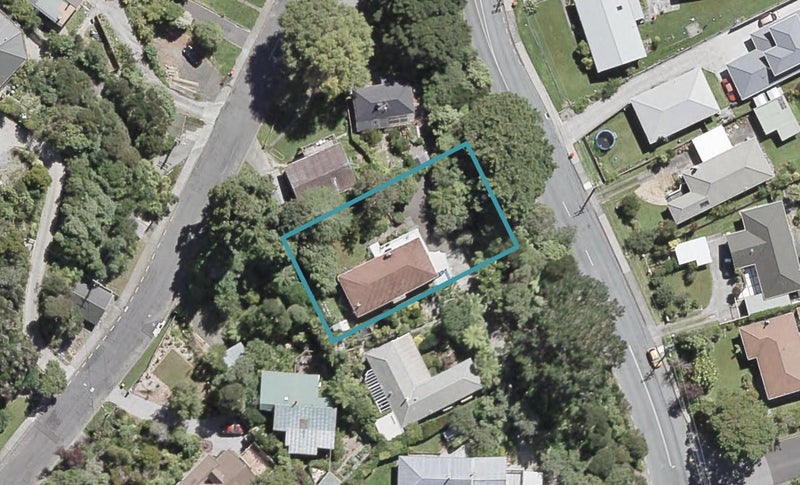 26 Pinehaven Road, Pinehaven, Upper Hutt - Carousel 1