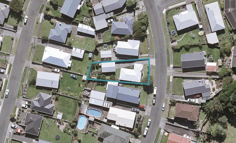 43 Rosendale Avenue, Spotswood, New Plymouth - Carousel 1