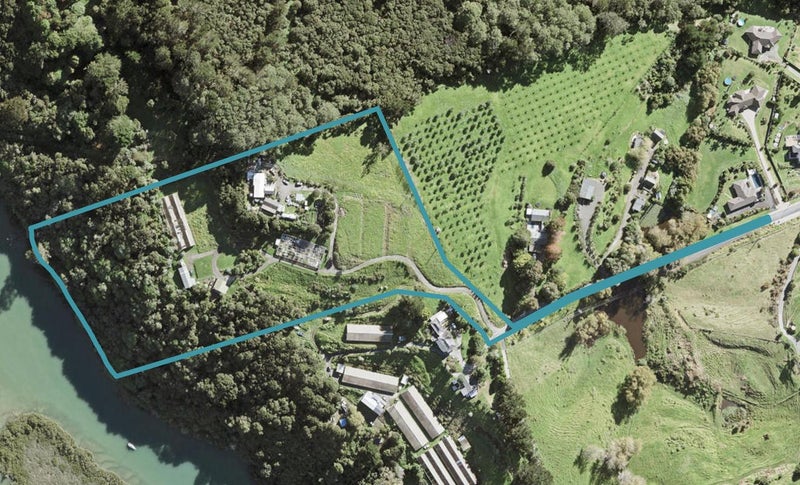 43A Cedar Terrace, Stanmore Bay, Whangaparaoa - Carousel 1