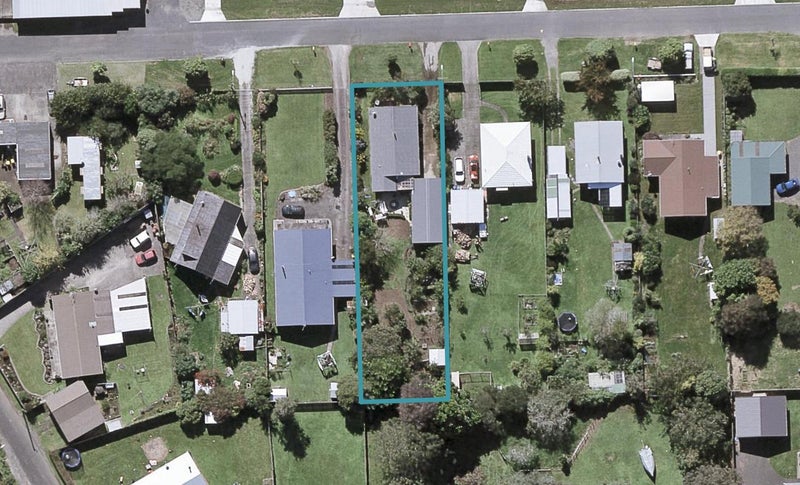8 Smith Street, Lepperton, New Plymouth - Carousel 1