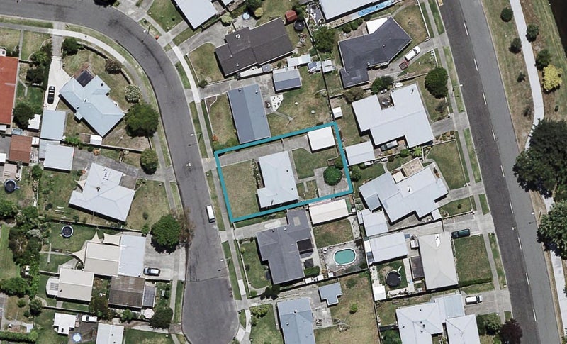 15 Winchester Place, Tamatea, Napier - Carousel 1