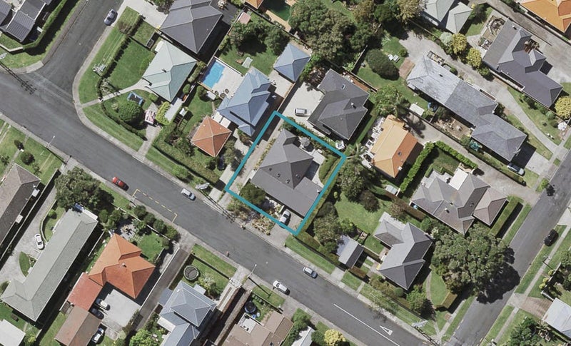 52 Francis Street, Hauraki, Auckland - Carousel 1