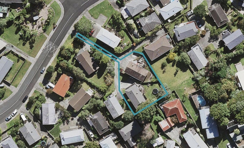 1/129 Spinella Drive, Bayview, Auckland - Carousel 1