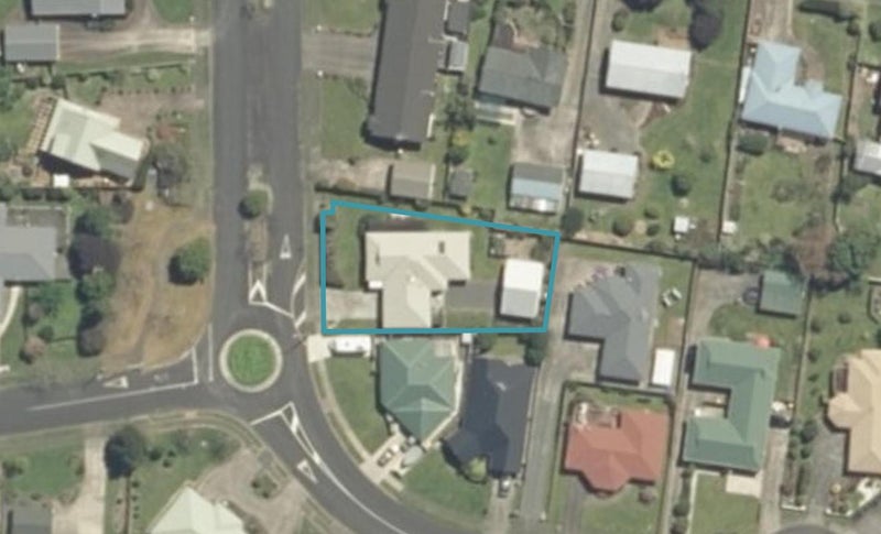41 Darlington Street, Ngatea, Ngatea - Carousel 1
