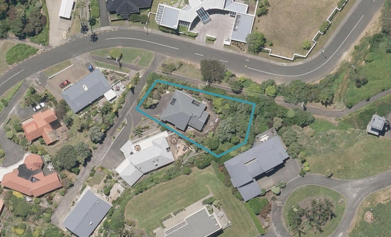 23 Hipango Terrace, Durie Hill, Whanganui - Carousel 1
