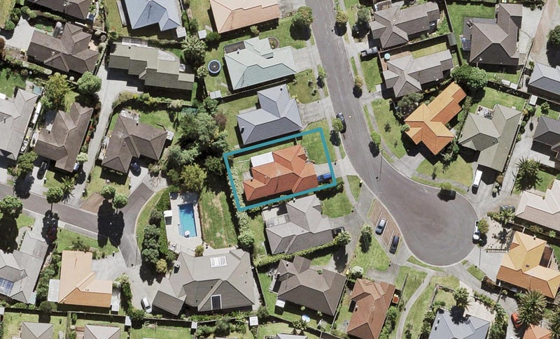 21 Arlose Place, Westgate, Auckland - Carousel 1