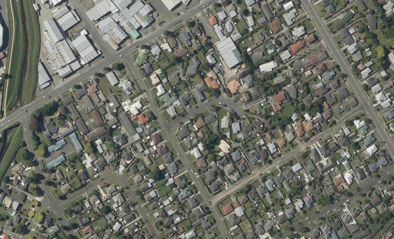 2 Woburn Place, Takaro, Palmerston North - Carousel 1