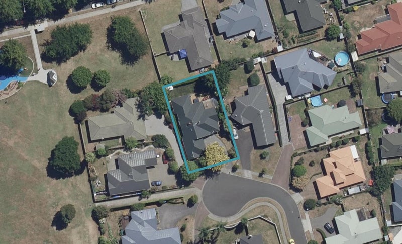 18 Greenough Place, Rototuna, Hamilton - Carousel 1
