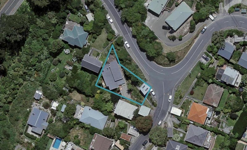 61 Alexandra Road, Hataitai, Wellington - Carousel 1