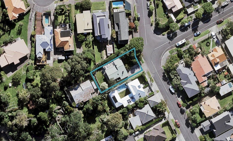 60 Sunny Brae Crescent, Westmere, Auckland - Carousel 1
