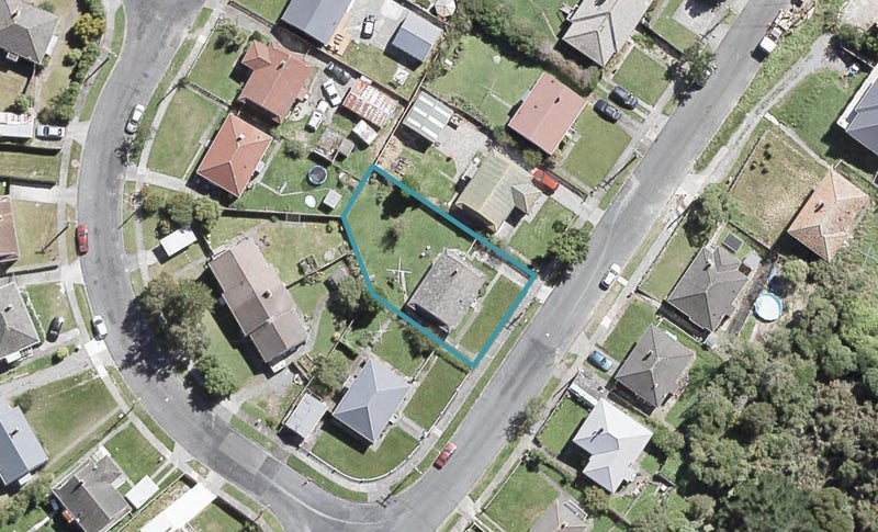 34 Judd Crescent, Naenae, Lower Hutt - Carousel 1