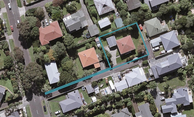 83B Govett Avenue, Frankleigh Park, New Plymouth - Carousel 1