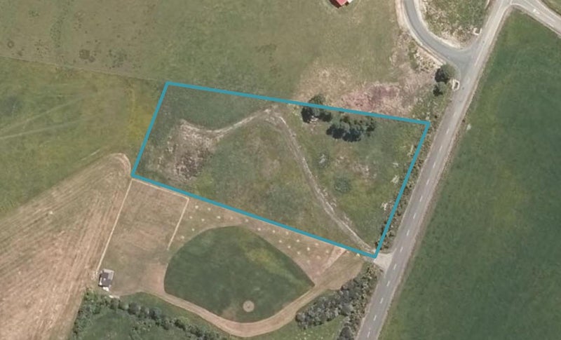 635 Settlement Road, Kaiwaka - Carousel 1