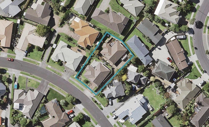 2/49 Matterhorn Crescent, Northpark, Auckland - Carousel 1