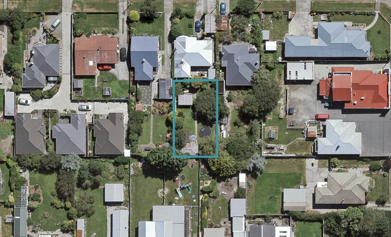 17A Bullar Street, Grasmere, Invercargill - Carousel 1