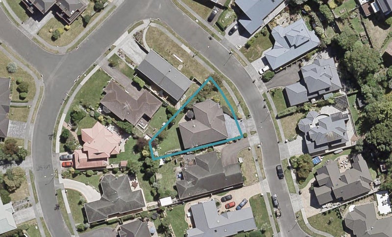 3 Morepork Close, Brown Owl, Upper Hutt - Carousel 1