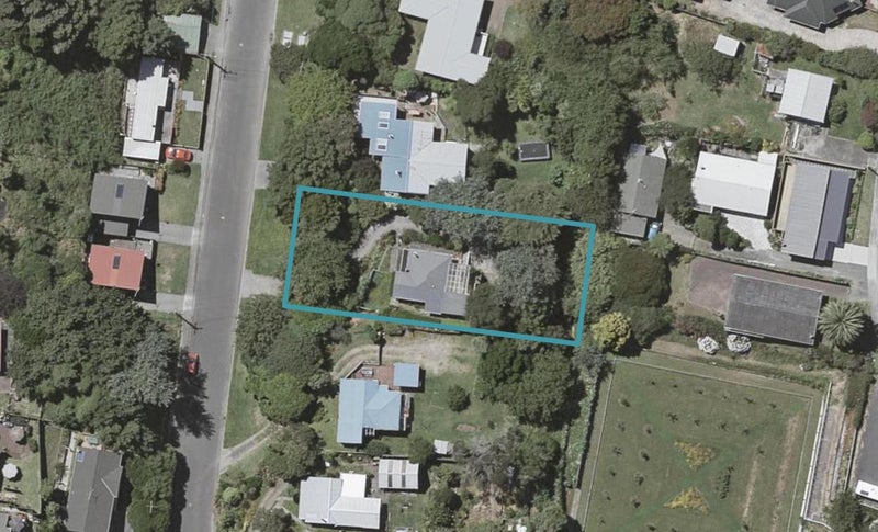 62 Renown Road, Raumati South, Paraparaumu - Carousel 1