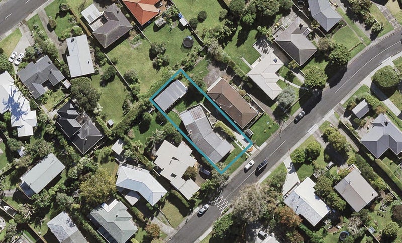 47 Alton Avenue, Hillcrest, Auckland - Carousel 1