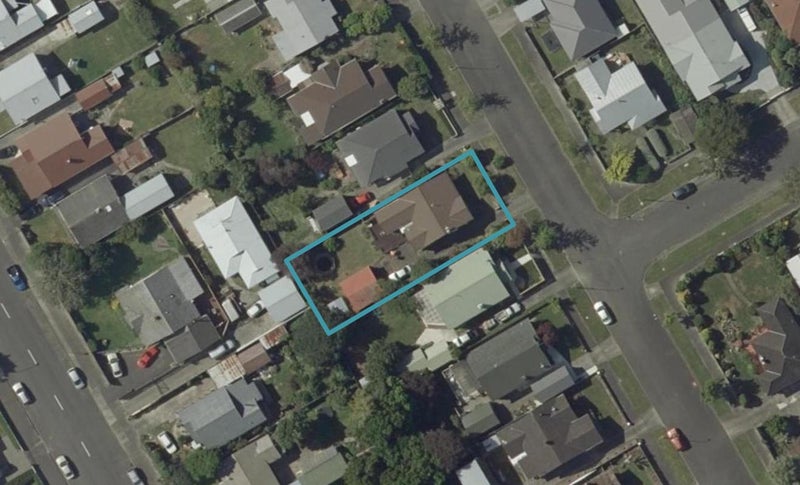 28 Burns Avenue, Takaro, Palmerston North - Carousel 1