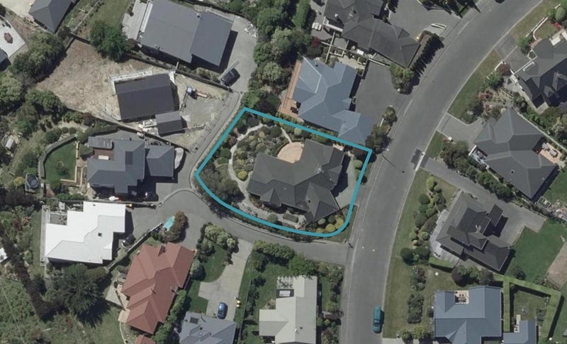 20 Highcrest Heights, Westmorland, Christchurch - Carousel 1
