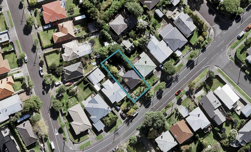 31 Lemington Road, Westmere, Auckland - Carousel 1