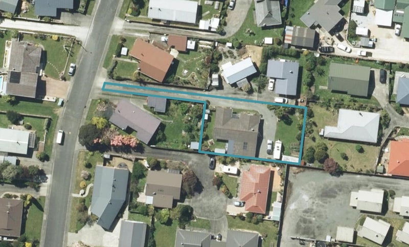 4A Feary Crescent, Takaka - Carousel 1